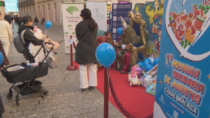 La I Recogida Solidaria de Canal Málaga recauda un total de 538 juguetes para las familias necesitadas