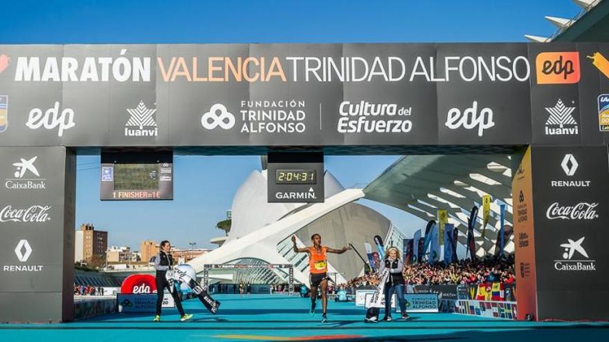 El Maratón Valencia se queda sin dorsales | Levante-EMV