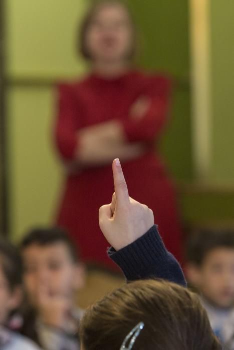 Pleno infantil en el Ayuntamiento de Oviedo