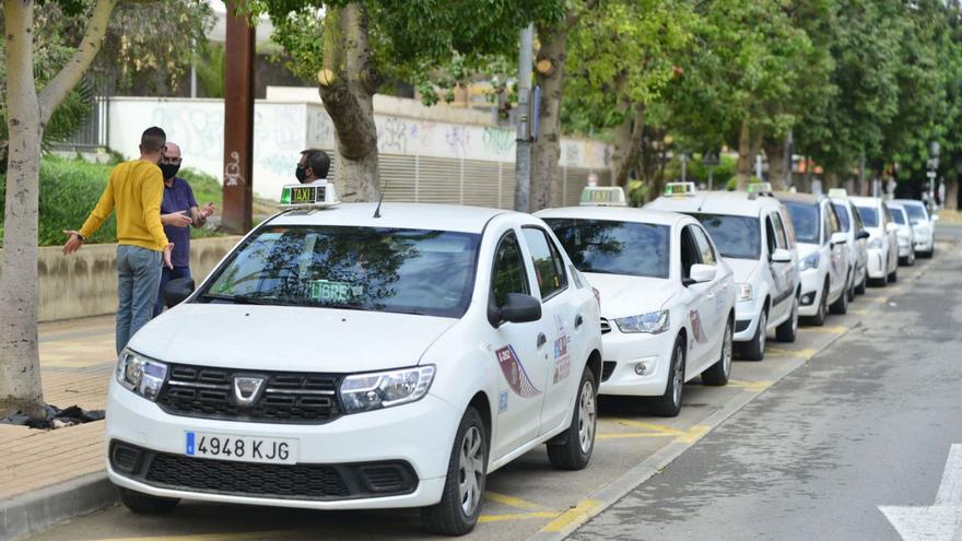 Circular en taxi por Cartagena será unos céntimos más caro a partir de esta semana