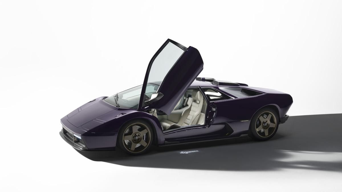 eccentrica v12