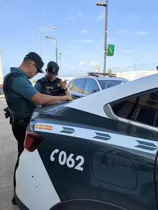 Detienen a  tres asaltantes por  arrebatar a un hombre un reloj de lujo en el Port d'Andratx