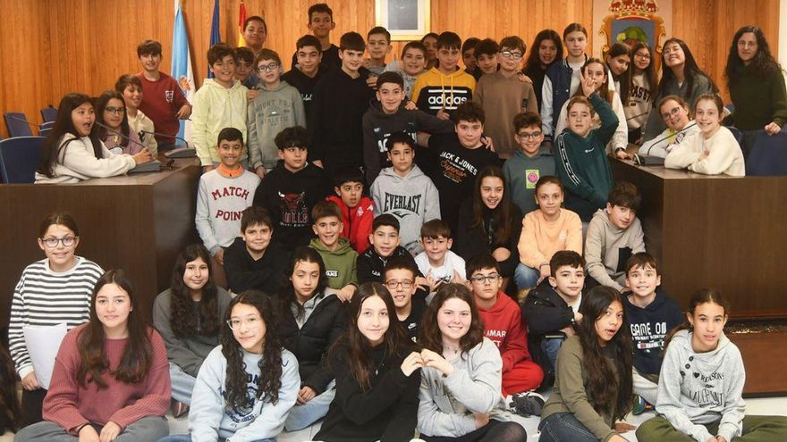 Alumnos de O Graxal diseñan un patio para su colegio | LOC