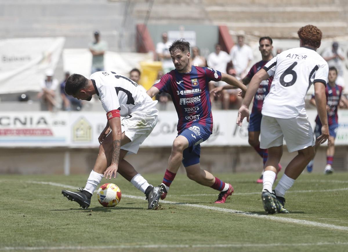 Poblense - Águilas: las imágenes del partido