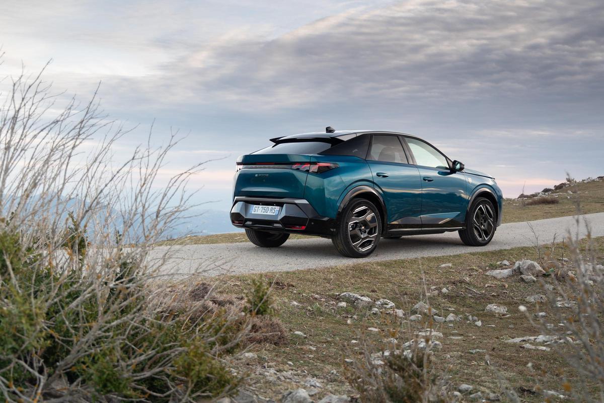 Peugeot 3008 Plug-in Hybrid: más de 100 km de autonomía “cero emisiones” en recorridos urbanos