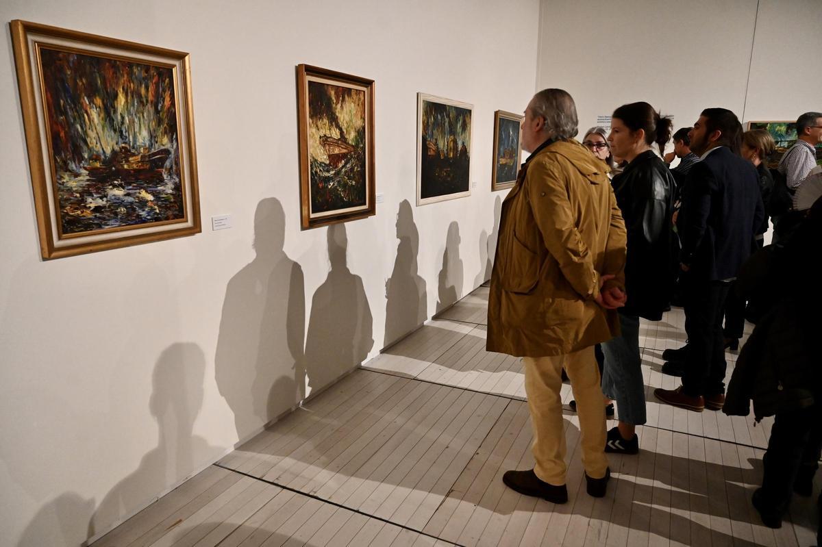 La inauguración de la exposición "José Benito Otero Baena. Un pintor sen pinceis"