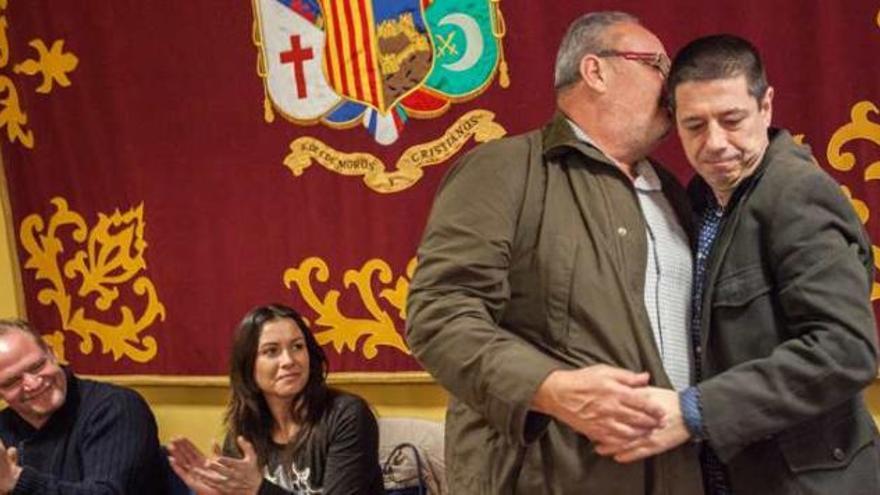 Los Moros y Cristianos estrenan presidente