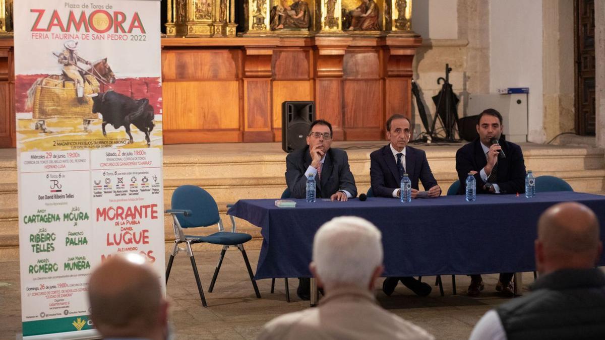 Domingo Delgado, José Luis Prieto y Carlos Zúñiega, ayer. |