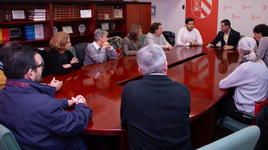 Reunión con los representantes de las escuelas.