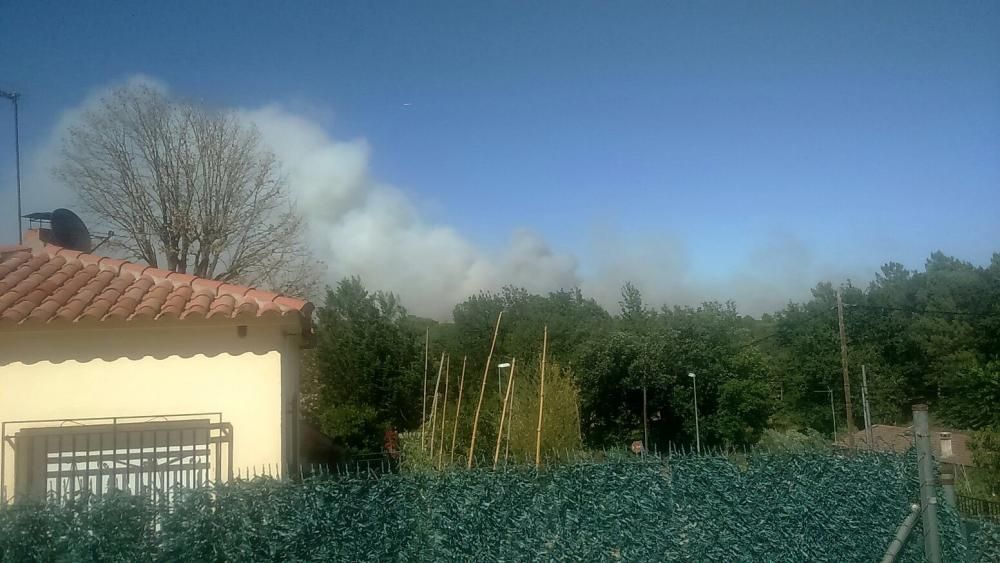 Incendi a Santa Coloma Residencial