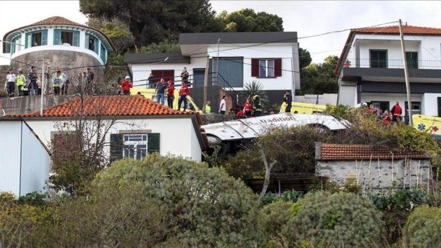 Al menos 29 turistas muertos en un accidente de autocar en Madeira