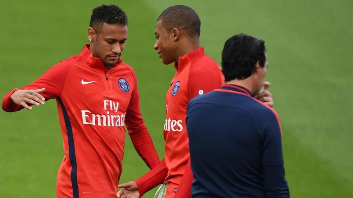 Neymar y Mbappé, listos para su presentación en la Liga francesa