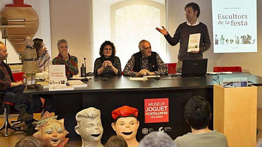 El llibre s&#039;ha presentat al Museu del Joguet de Figueres