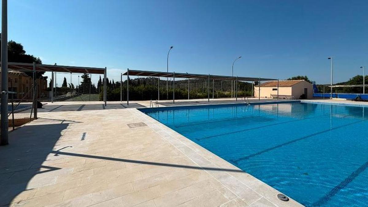Una imagen de la piscina municipal de Alaró.