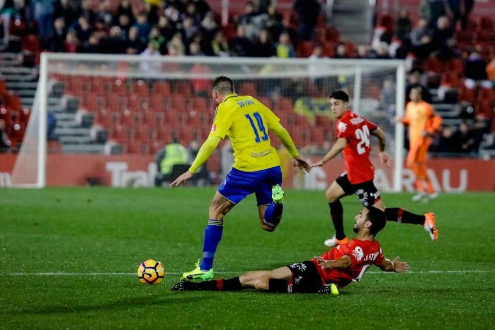 Zweitligist Real Mallorca hat am Sonntag (29.1.) im Stadion von Son Moix 0:0 gegen Cádiz gespielt. Es ist das dritte Unentschieden in Serie für den Inselclub.