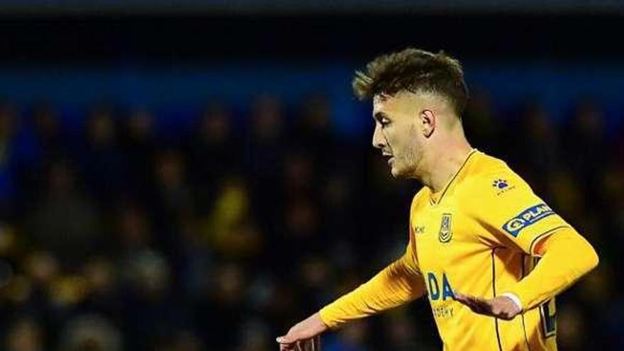 Borja Galán, durante un partido con el Alcorcón.