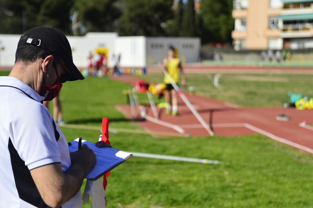 Atletismo nacional Máster sábado en la pista de Atletismo de Cartagena