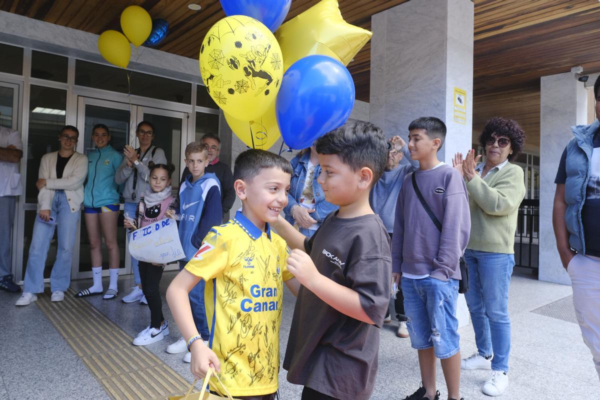 Elías, un niño grancanario de siete años, supera la leucemia Elías, un niño grancanario de siete años, supera la leucemia
