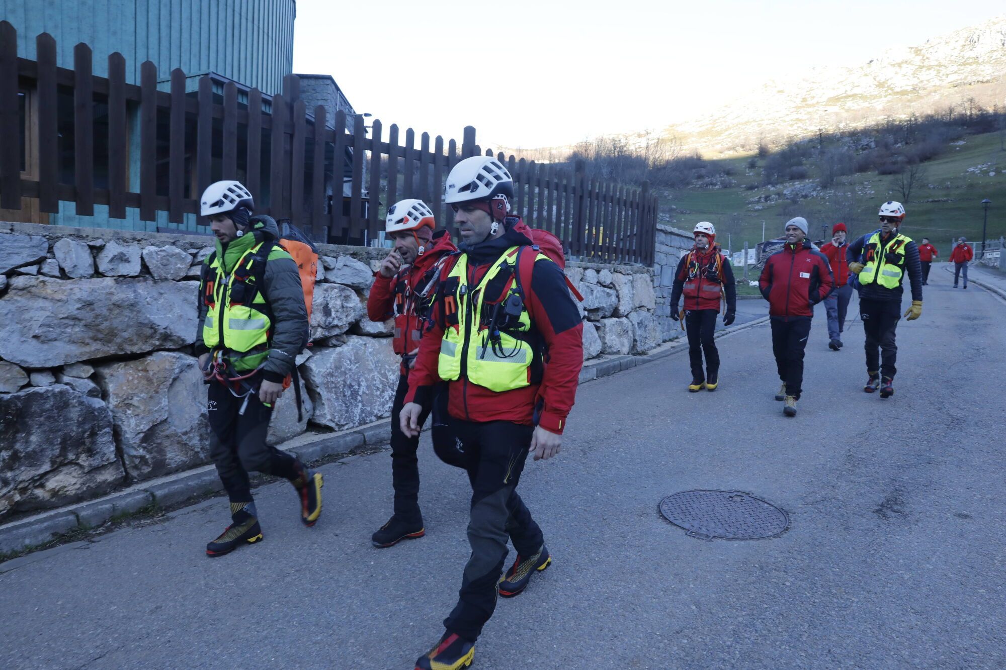 EN IMÁGENES: Así ha sido el dispositivo de rescate de Senen Turienzo, el joven desaparecido en los Picos de Europa