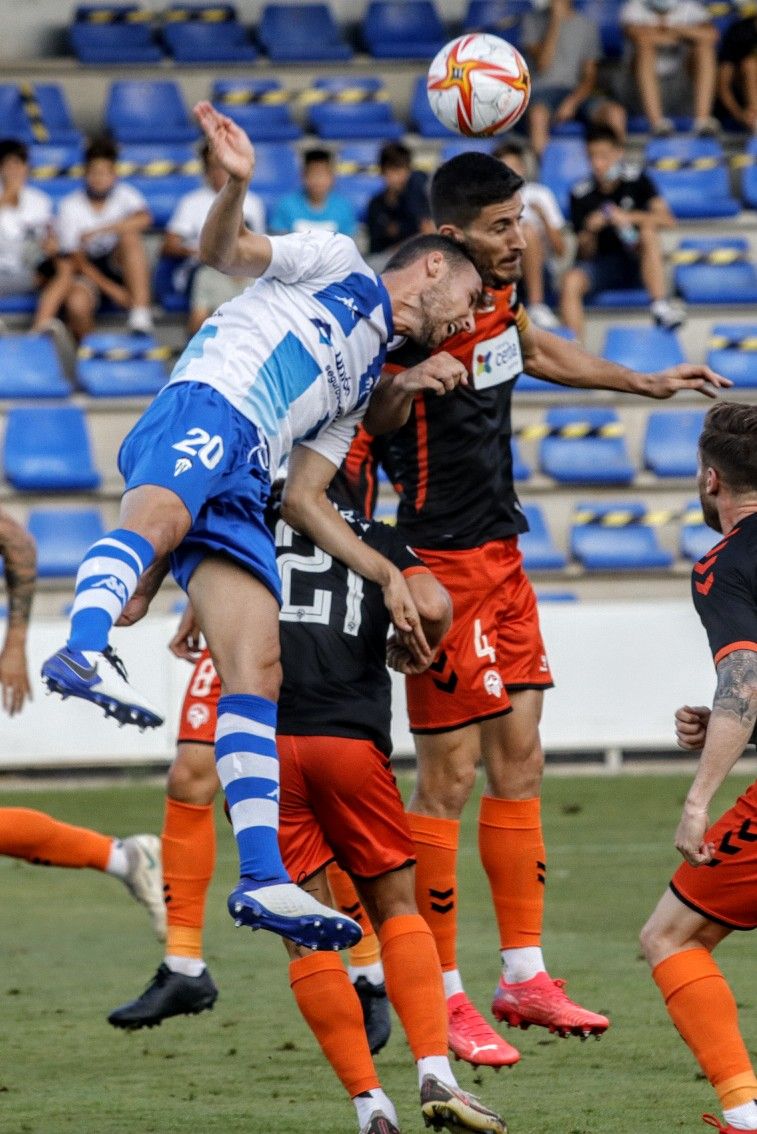 El Alcoyano se mantiene invicto / JUANI RUZ