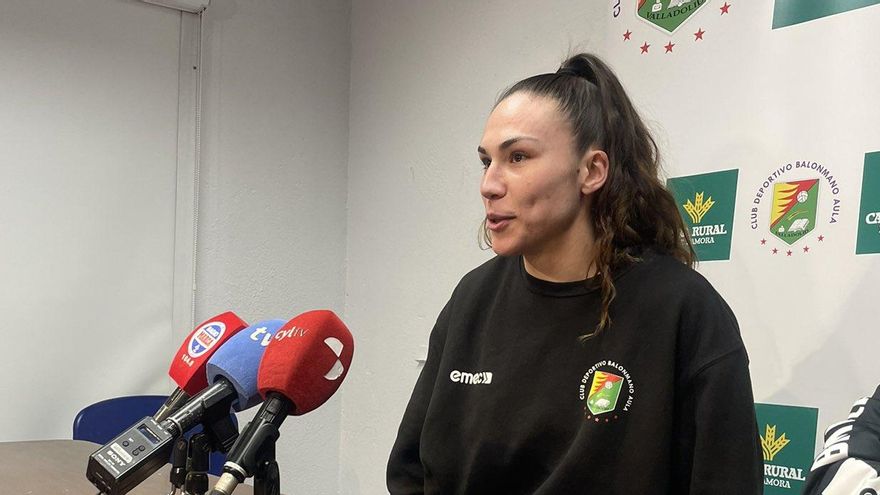 María O&#039;Mullony quiere despedirse del Aula Cultural en la pista