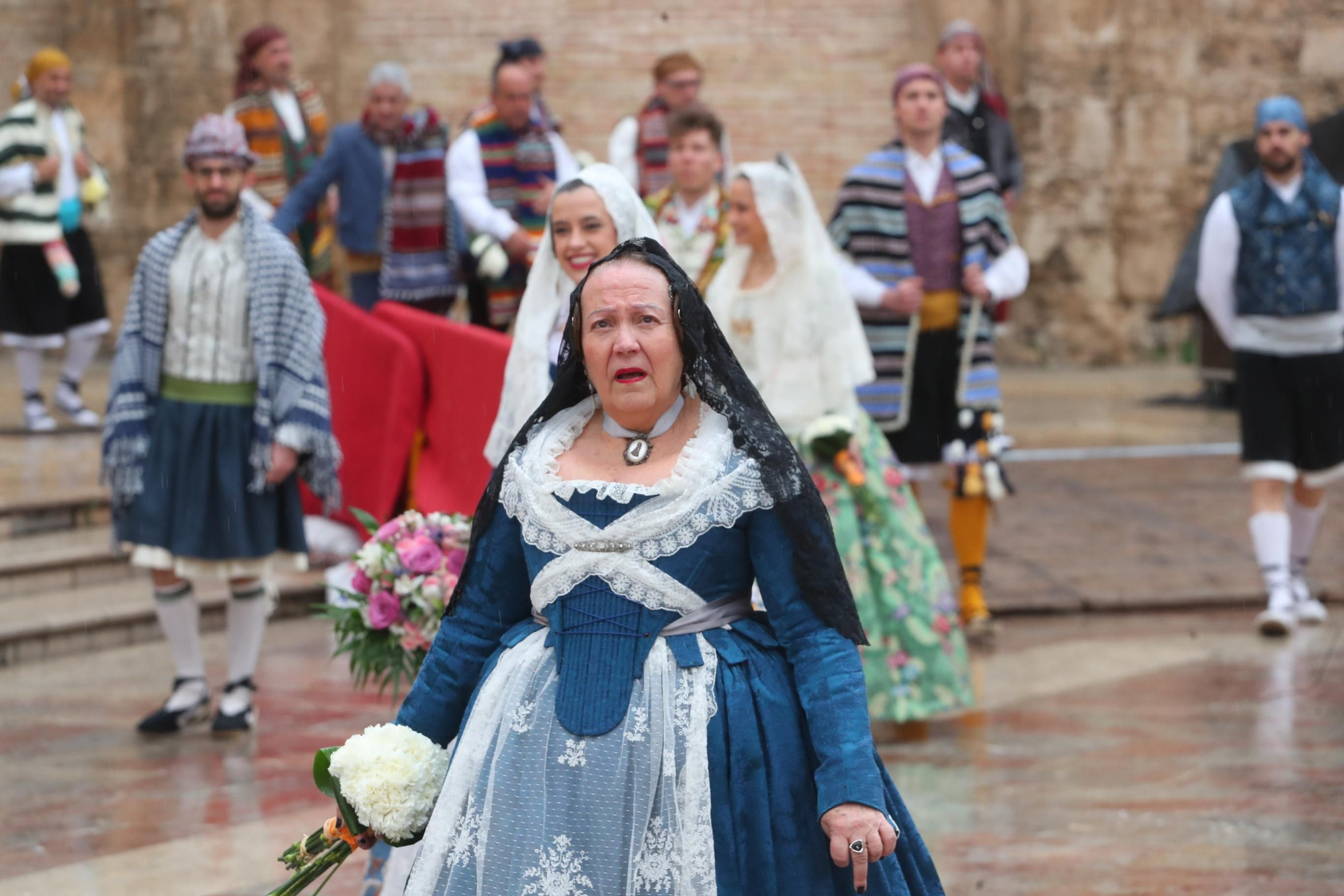 Búscate en el primer día de ofrenda por la calle de la Paz (entre las 15:30 a las 17:00 horas)