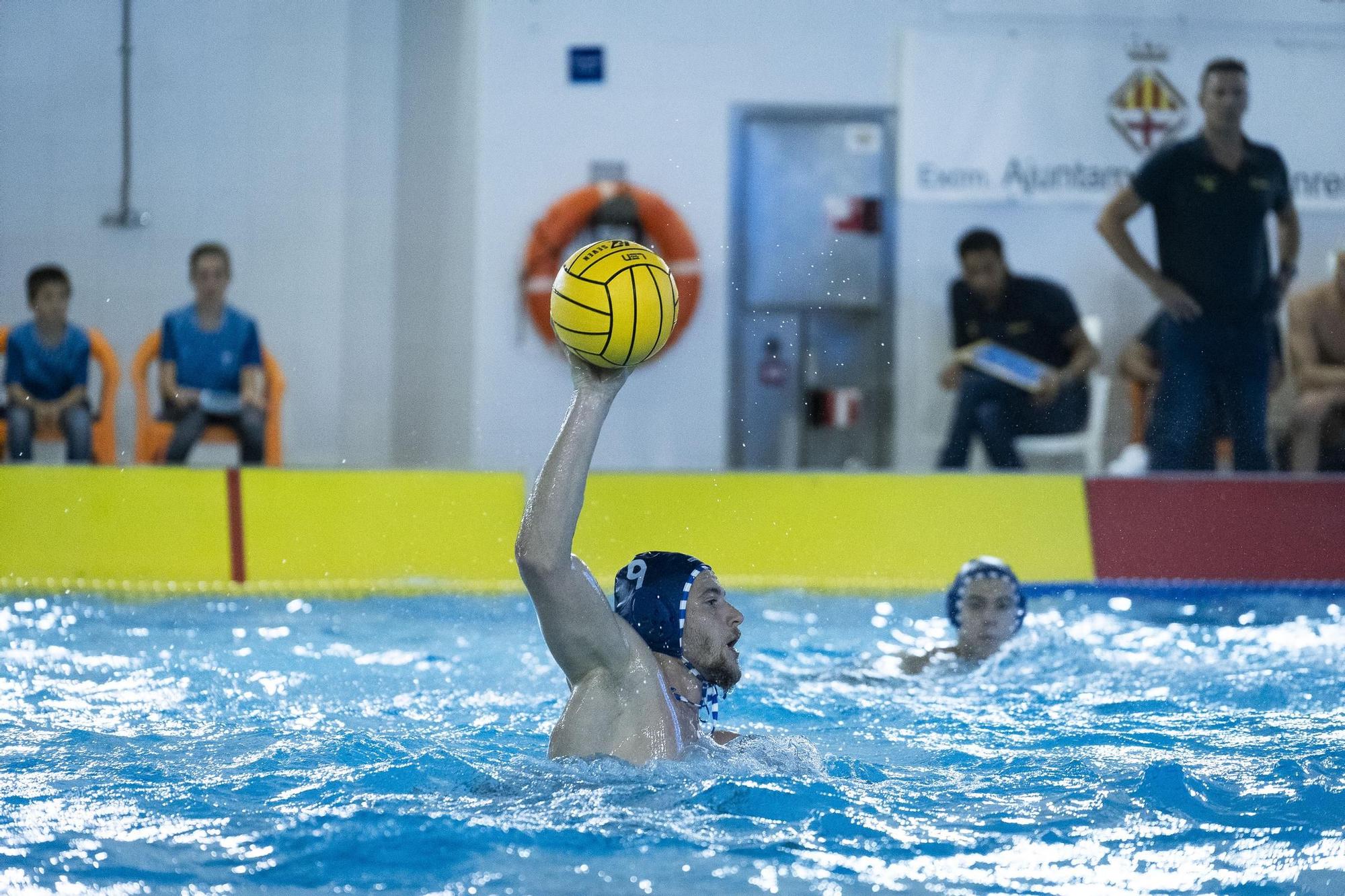 Imatges de la final de la Copa Catalunya de waterpolo entre l'Atlètic Barceloneta i el CN Sabadell