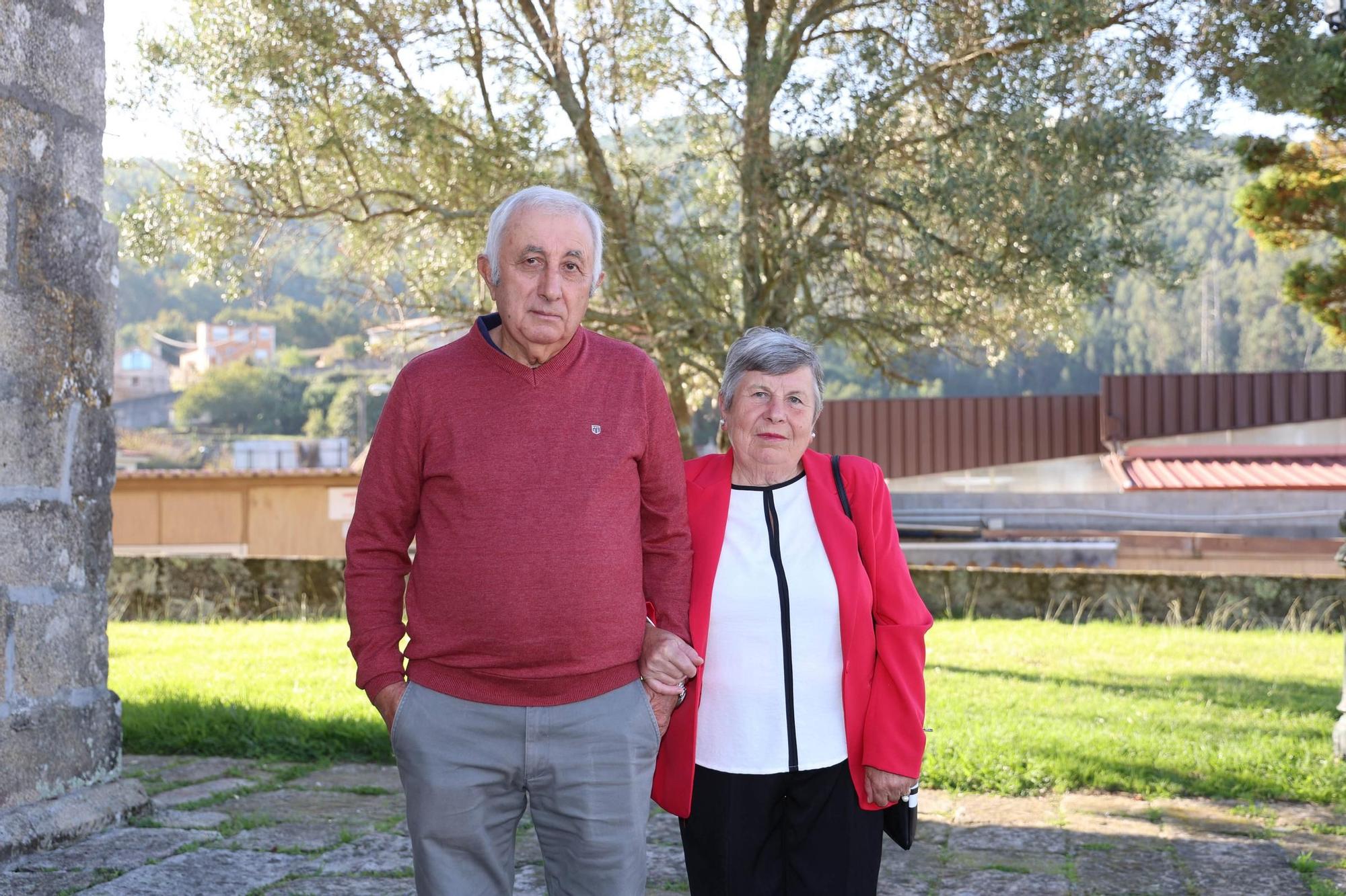 Matrimonios que celebrarán sus bodas de oro con la asociación AVOA en Coruxo