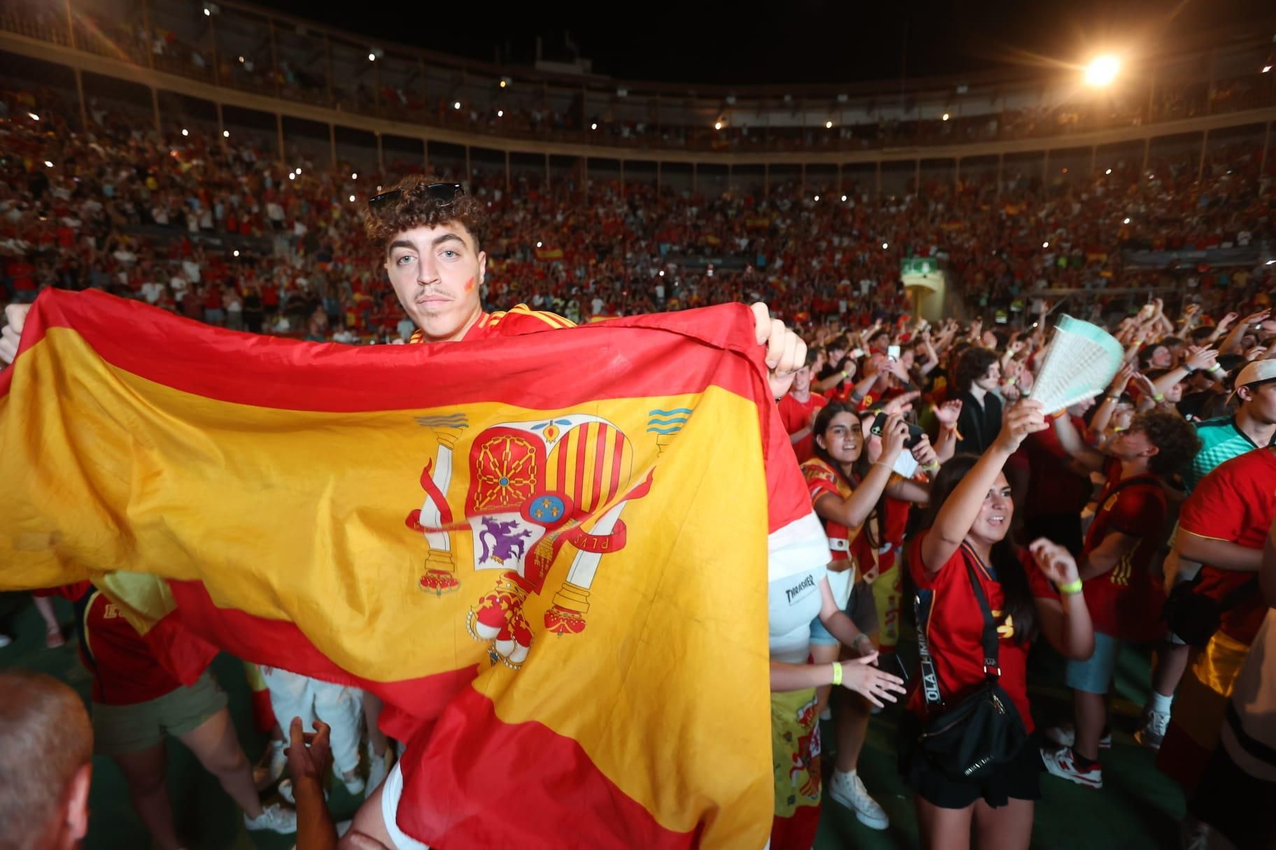España gana la Eurocopa: Los alicantinos celebran la final de la Eurocopa
