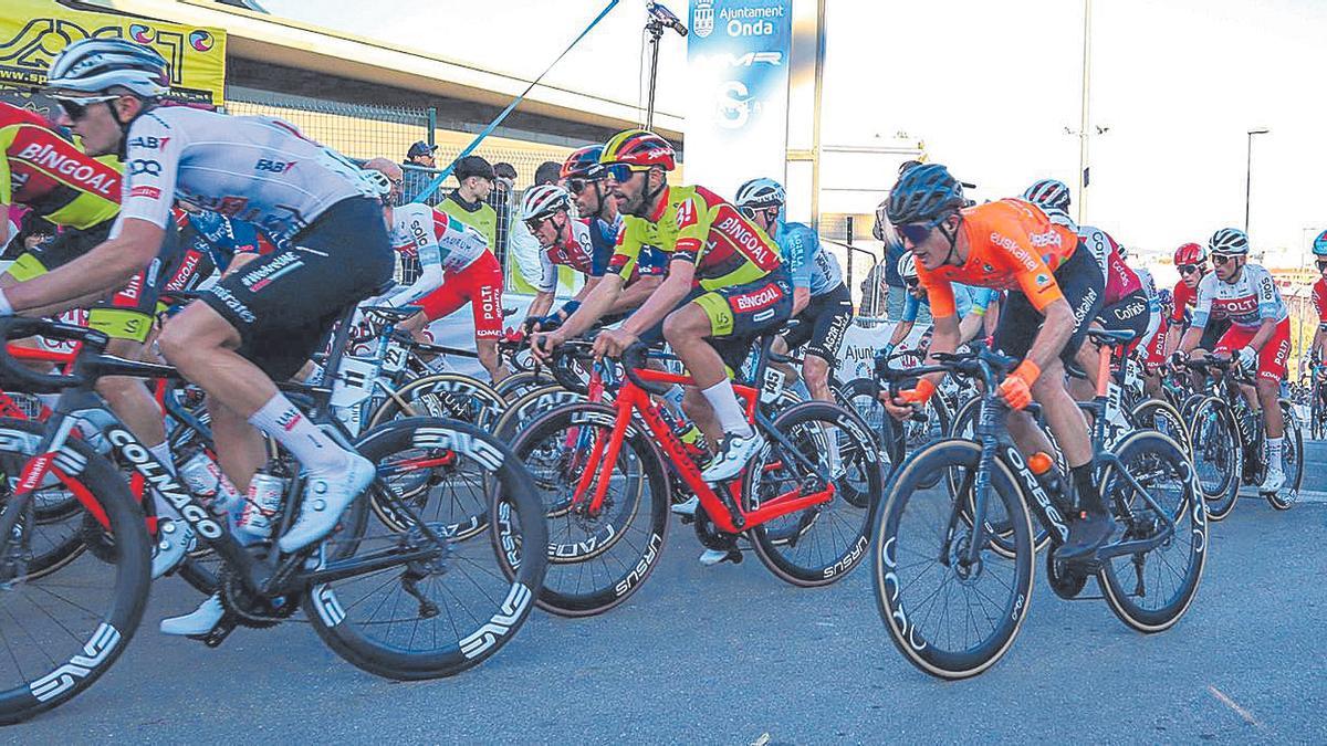 Primera edición del Gran Premio Castellón-Ruta de la Cerámica.