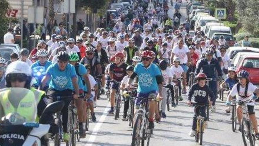 Participantes en una edición anterior del Día del Pedal.