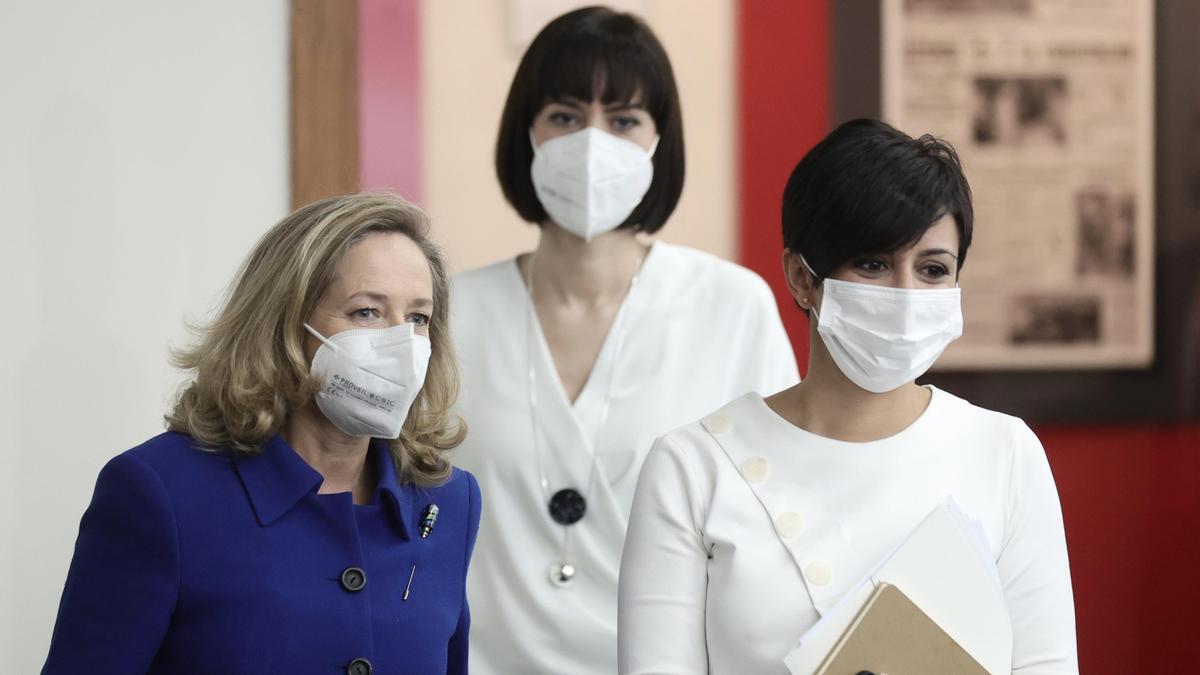 Nadia Calviño, Diana Morant e Isabel Rodríguez.