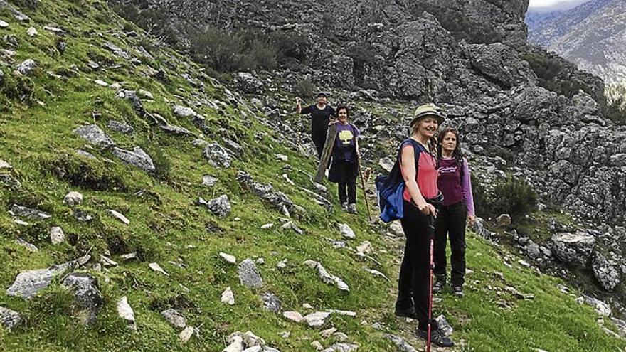 Programan una ruta de senderismo a Mesillas