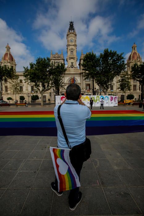 Lambda cierra en València el proyecto "Km por la diversidad y los derechos de las mujeres LTB"