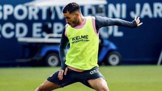Raúl de Tomás, en el entrenamiento de este jueves del Espanyol.