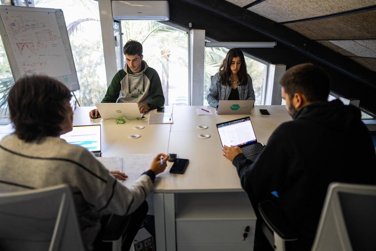 Barcelona acoge la primera feria de empleo especializada en economía azul Barcelona acoge la primera feria de empleo especializada en economía azul