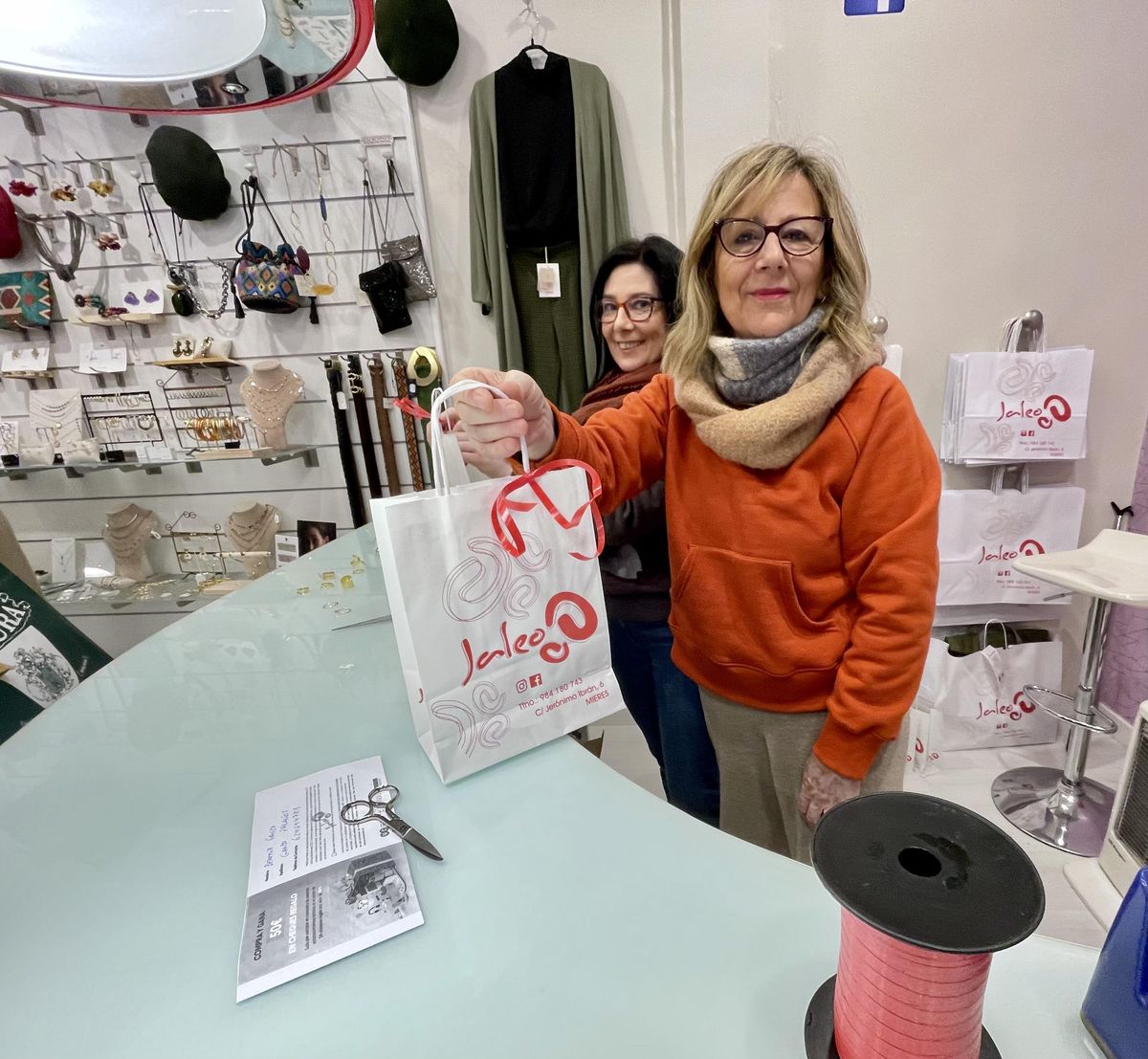 Isa Fidalgo y Noelia García, en &quot;Jaleo&quot;