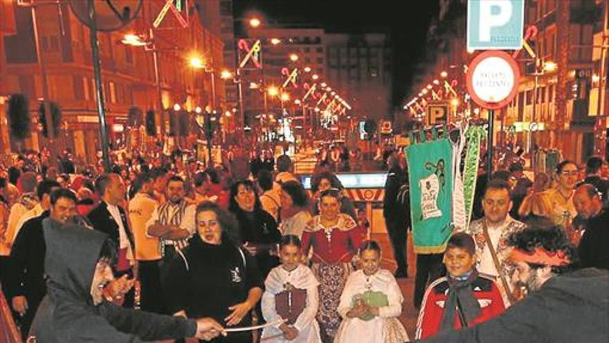 Las fiestas se despiden con toros, desfile y Vítol