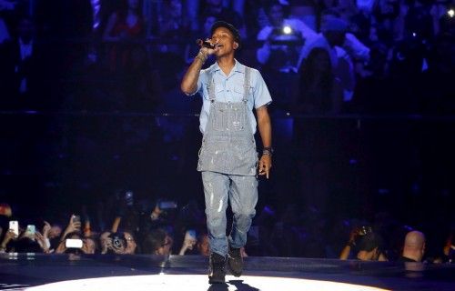 Williams performs during the MTV EMA awards at the Assago forum in Milan