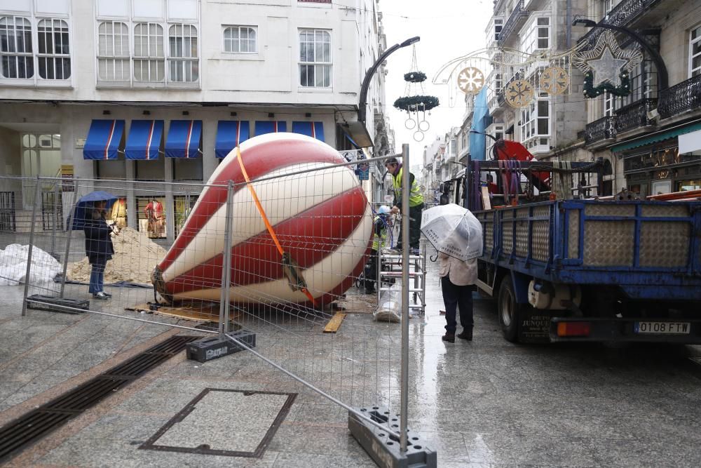 Figuras y árboles navideños ya tienen su lugar en la calle Príncipe.