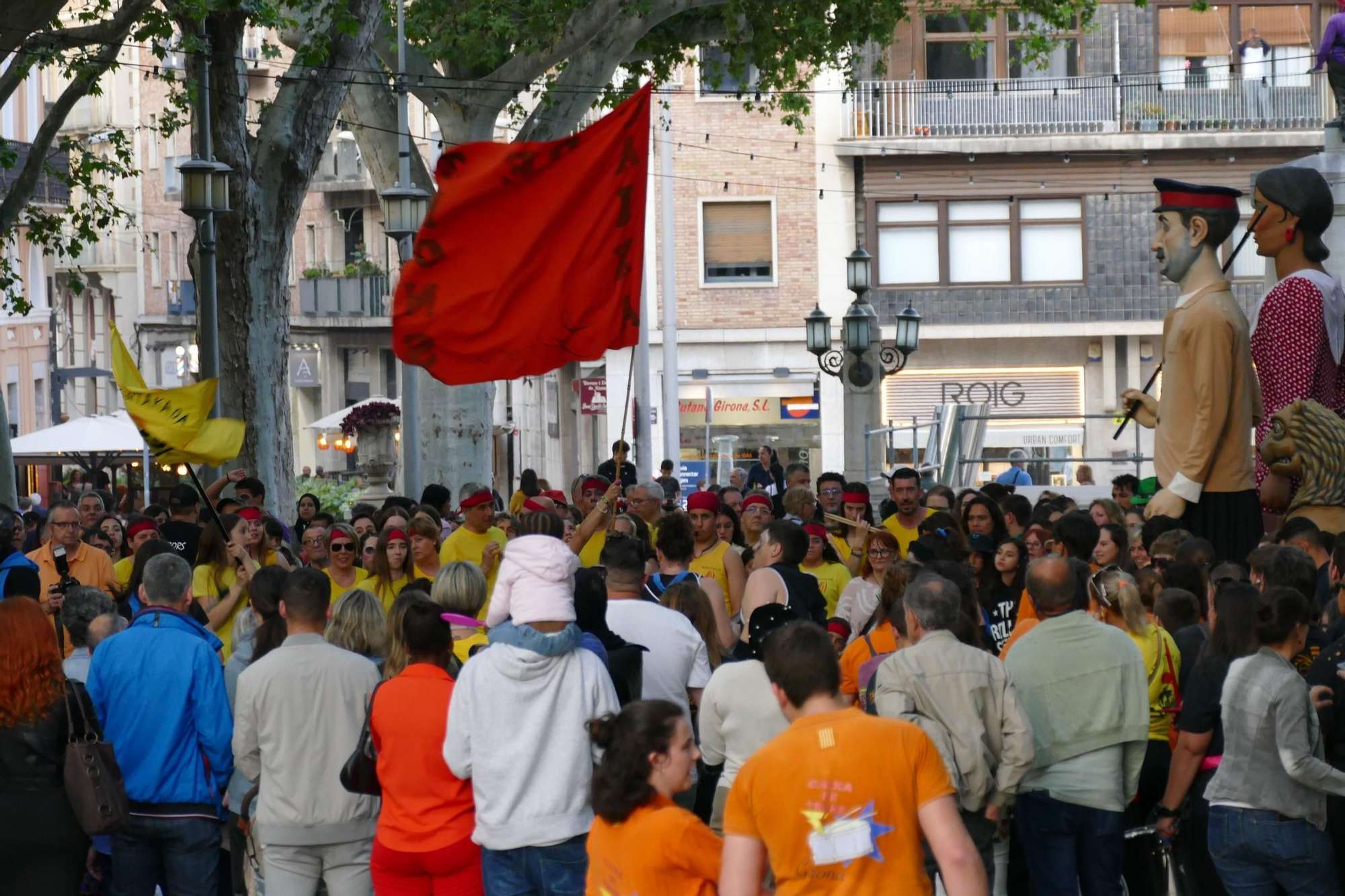La Tramuntakada Festival Figueres recorre diferents carrers del rovell de l'ou