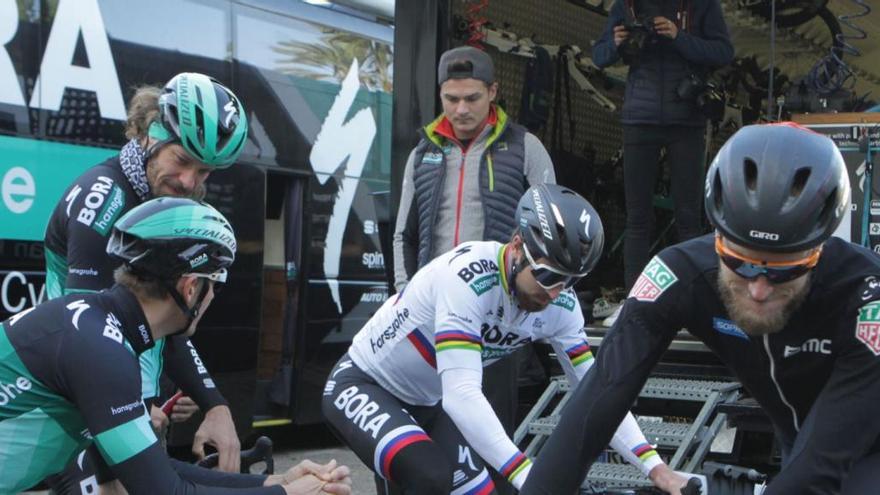 Bora Hansgrohe um Peter Sagan (in weiß) war auch schon im Vorjahr da.