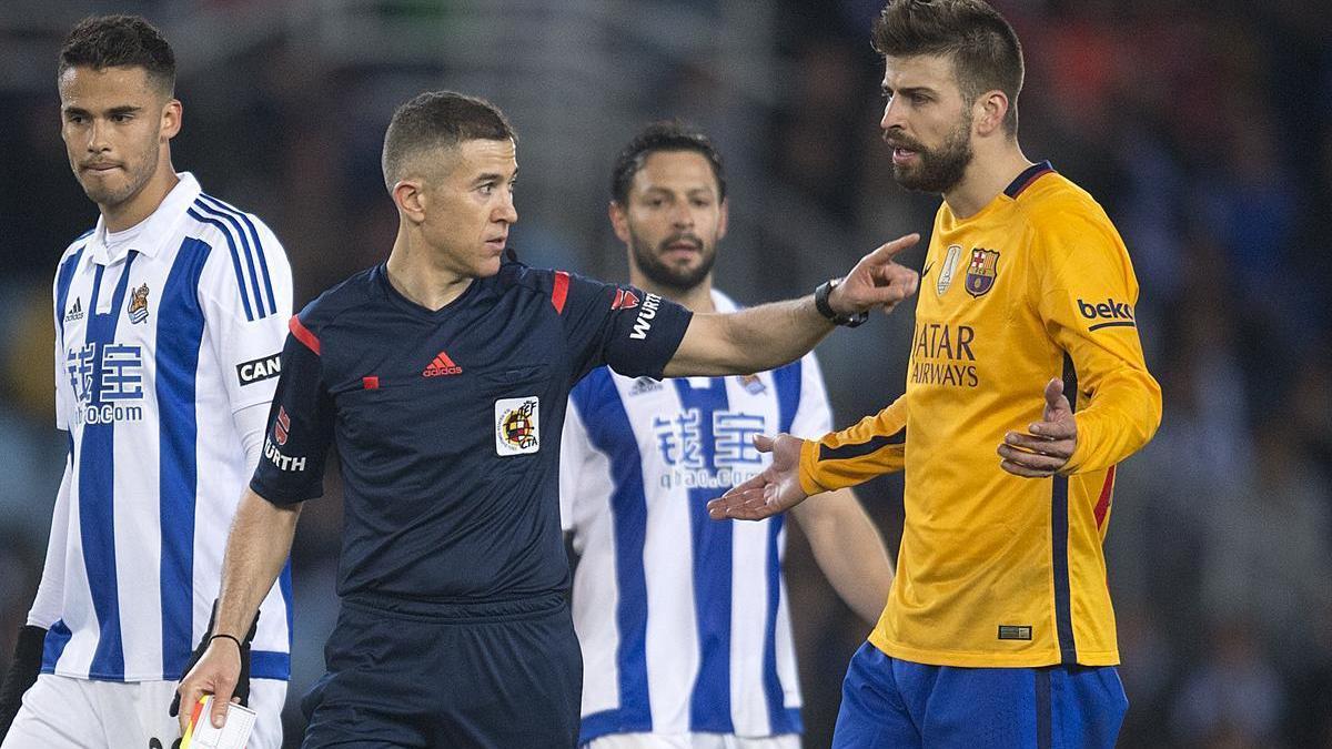 Iglesias Villanueva, durante un Real Sociedad-Barcelona.