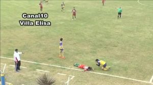 Mor un futbolista argentí durant un partit