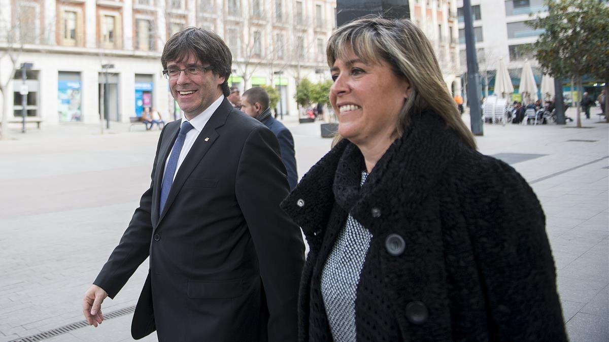 Núria Marín afirma que a Puigdemont se le aseguró que si convocaba elecciones no se aplicaría el 155. Núria Marín afirma que a Puigdemont se le aseguró que si convocaba elecciones no se aplicaría el 155.