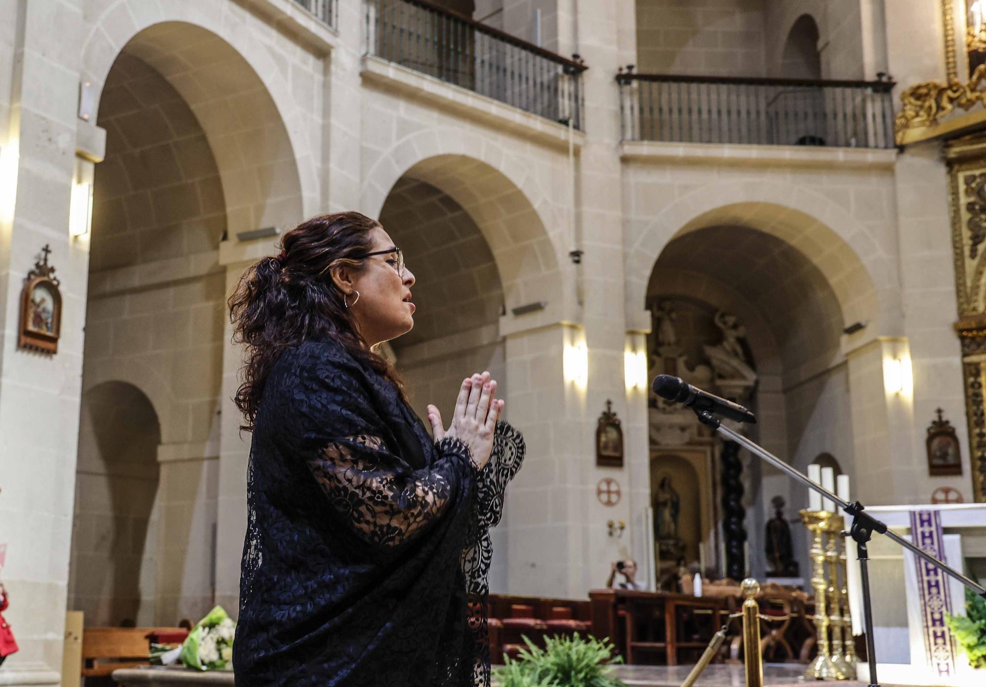 Alicante da inicio a la Semana Santa con una emotiva Exaltación de la Saeta y Mantilla