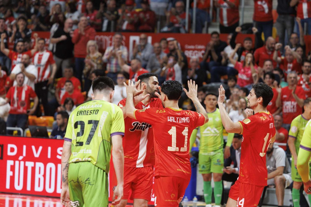 Todas las imágenes del Jimbee Cartagena - Palma Futsal