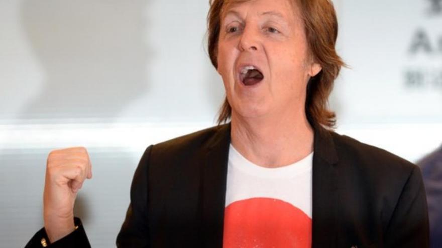 Paul McCartney demanda a Sony para recuperar derechos de autor de los Beatles