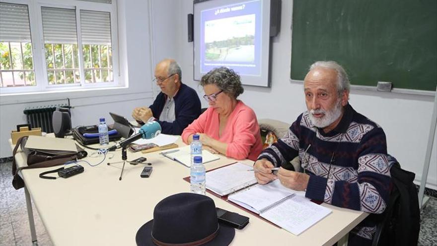 Un grupo de jubilados de Badajoz busca socios para un proyecto de viviendas colaborativas