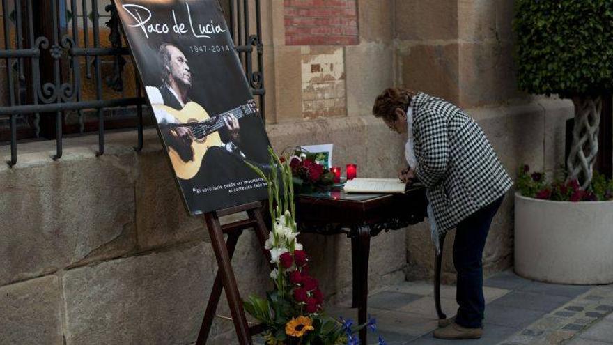 El Auditorio de Madrid acogerá finalmente la capilla ardiente de Paco de Lucía